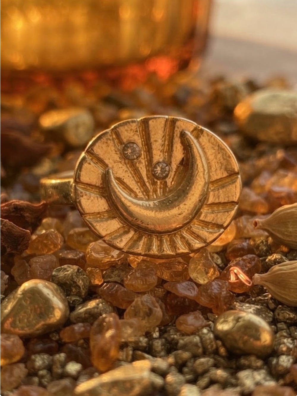 VTG Gold colored celestial ring - size 7